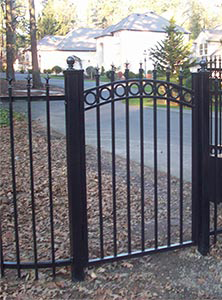 Over Arch Spear Top Aluminum Walk Gate with Rings